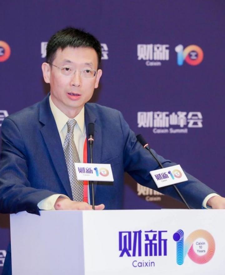 Dr. Sheng Ding Speaks at the 10th Caixin Summit